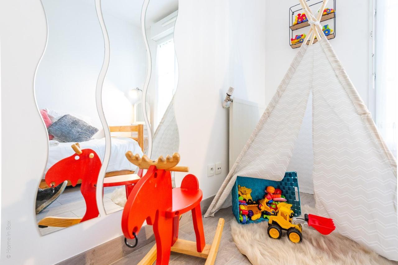 Family Travel Paris 3 Apartment บุสซี-แซ็ง-ฌอร์ฌ ภายนอก รูปภาพ