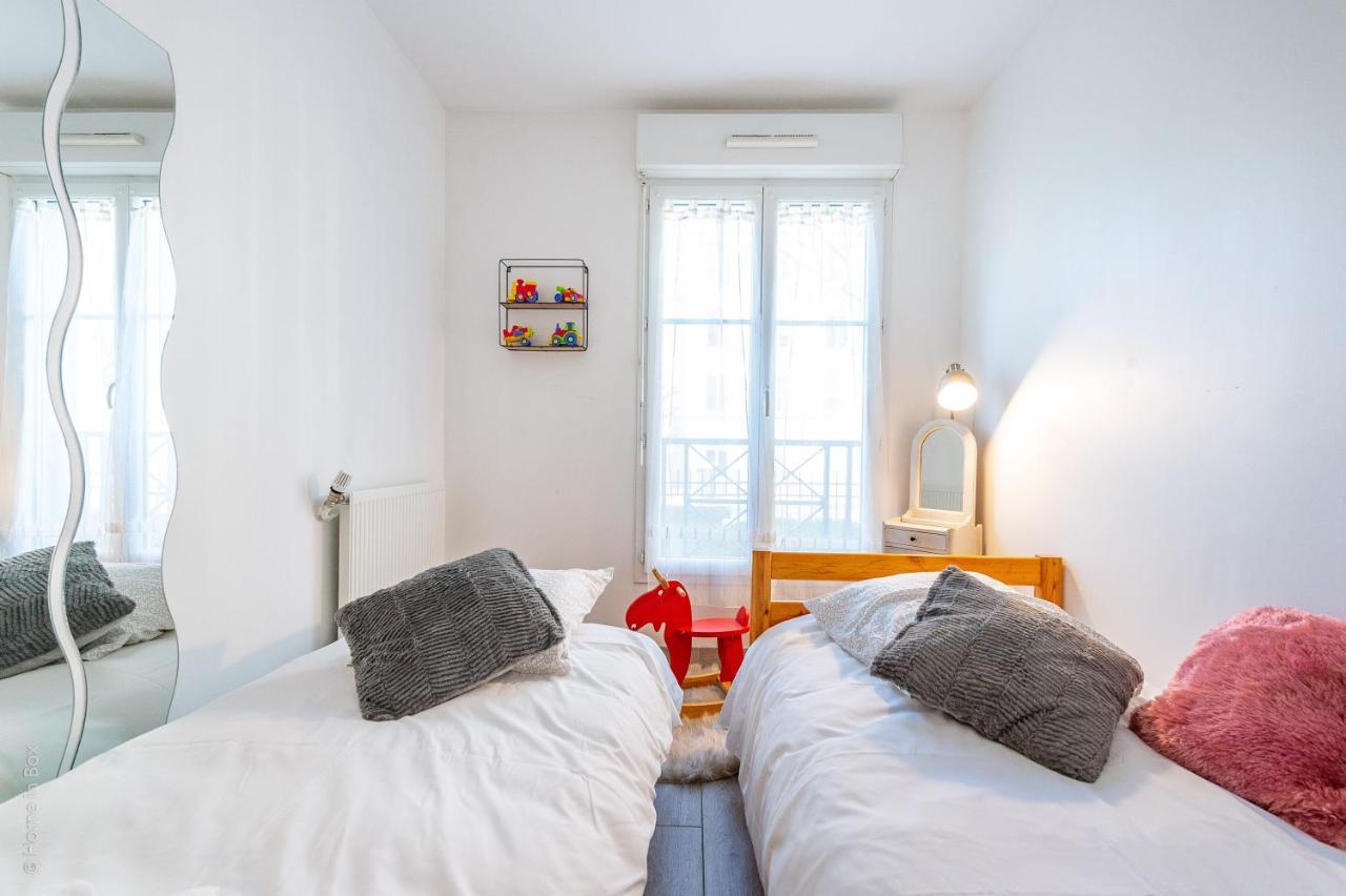 Family Travel Paris 3 Apartment บุสซี-แซ็ง-ฌอร์ฌ ภายนอก รูปภาพ