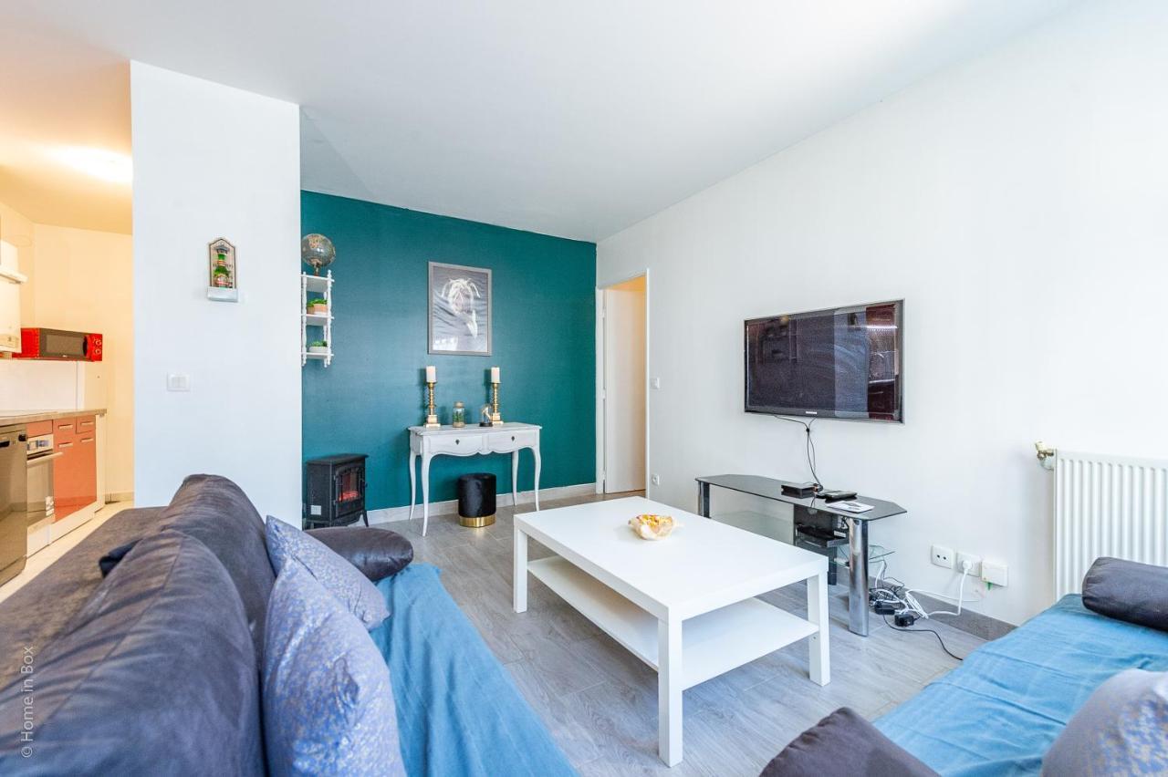Family Travel Paris 3 Apartment บุสซี-แซ็ง-ฌอร์ฌ ภายนอก รูปภาพ